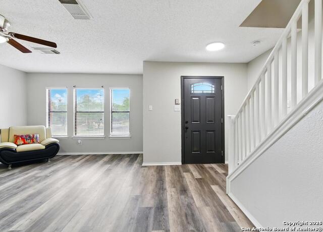 Listing photo id 15 for 3200 Emerson