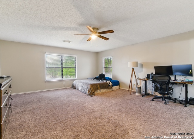 Listing photo id 17 for 3200 Emerson