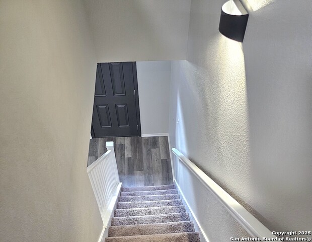 Listing photo id 23 for 3200 Emerson