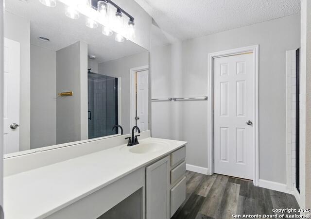 Listing photo id 27 for 3200 Emerson