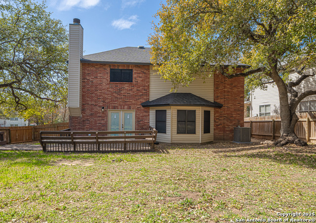 Listing photo id 35 for 3200 Emerson