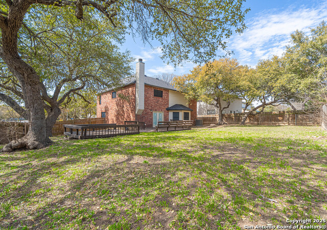 Listing photo id 40 for 3200 Emerson
