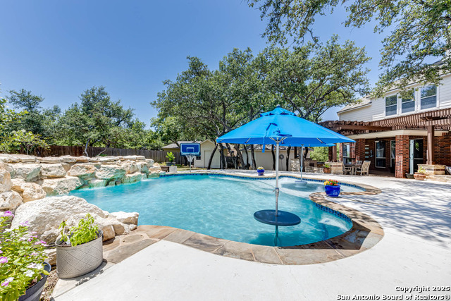 Details for 9010 Woodland Trace, Boerne, TX 78006