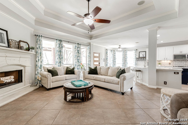 Image 12 of 41 For 9010 Woodland Trace