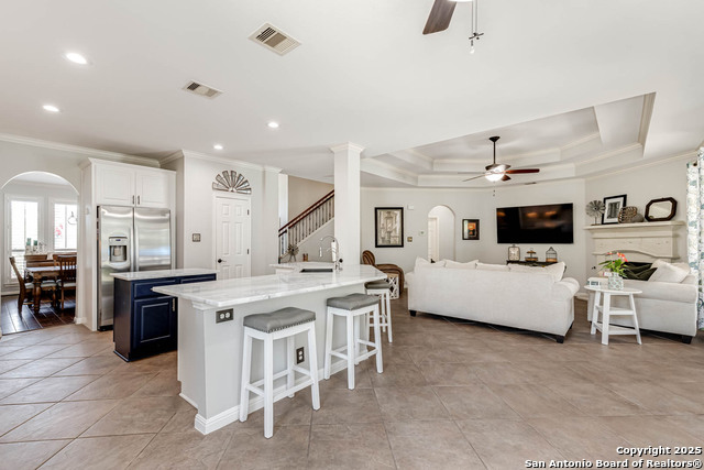 Image 15 of 41 For 9010 Woodland Trace