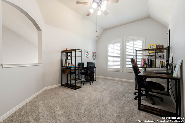 Image 31 of 41 For 9010 Woodland Trace