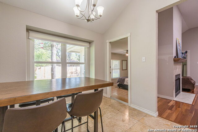 Listing photo id 19 for 934 Lazy