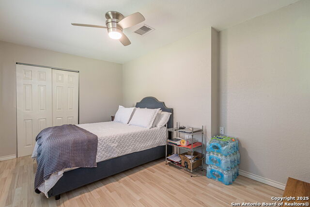 Listing photo id 20 for 934 Lazy