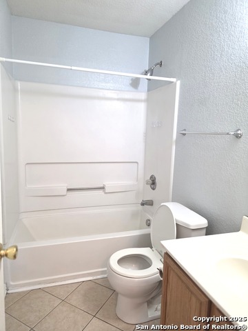 Listing photo id 10 for 9911 Shady Meadows
