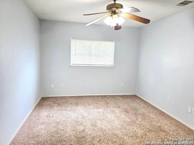 Listing photo id 11 for 9911 Shady Meadows