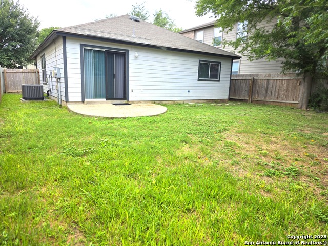 Listing photo id 18 for 9911 Shady Meadows