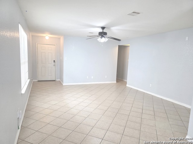 Listing photo id 4 for 9911 Shady Meadows