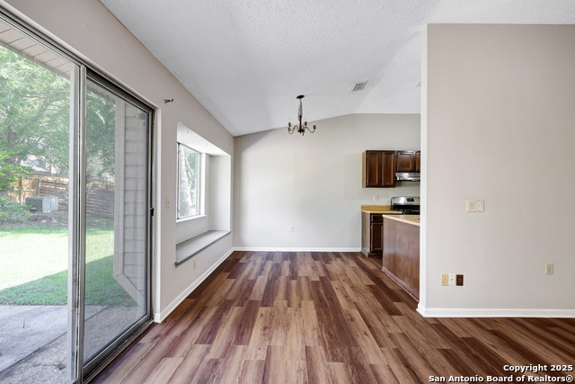 Image 9 of 26 For 10332 Flatland Trl