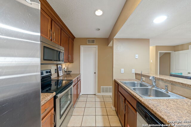 Image 12 of 26 For 1770 Thousand Oaks