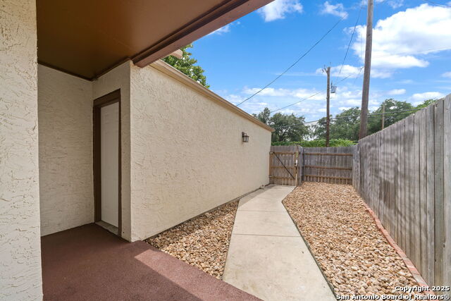 Image 3 of 26 For 1770 Thousand Oaks