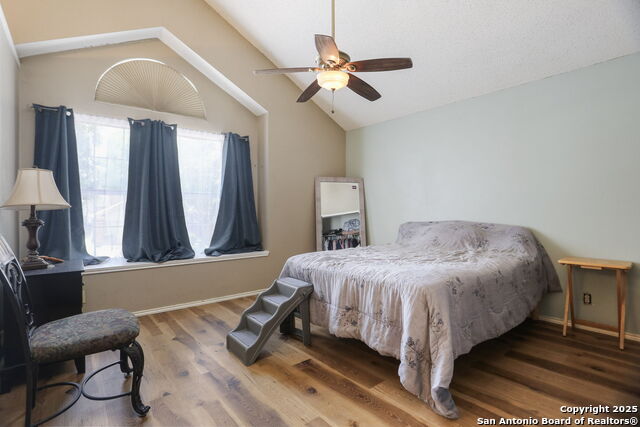 Listing photo id 10 for 6922 Quail Branch