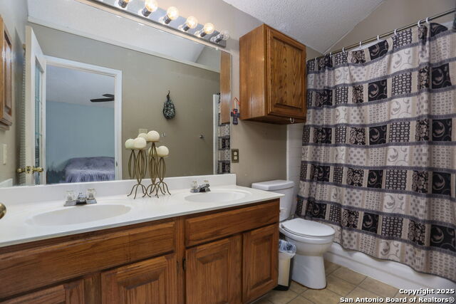 Listing photo id 12 for 6922 Quail Branch