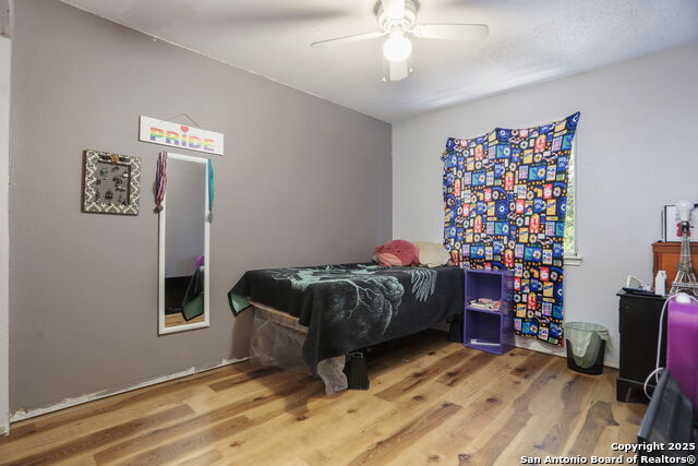 Listing photo id 13 for 6922 Quail Branch