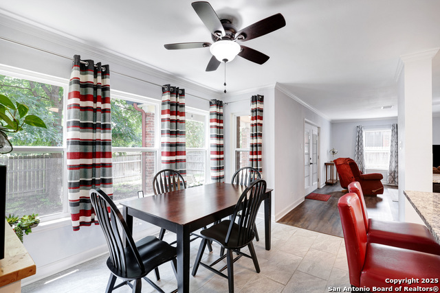 Listing photo id 13 for 9642 Elmstone