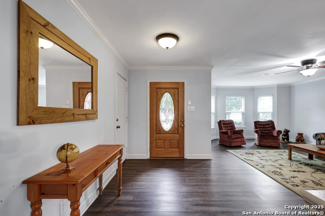 Listing photo id 1 for 9642 Elmstone