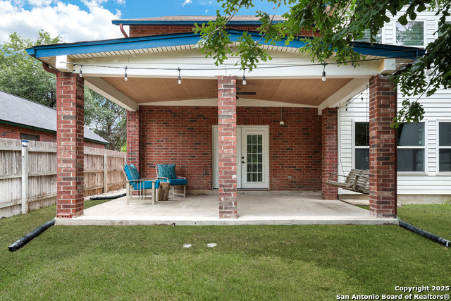 Listing photo id 35 for 9642 Elmstone