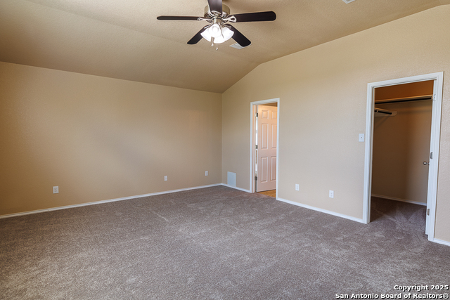 Listing photo id 16 for 708 Clearbrook Avenue