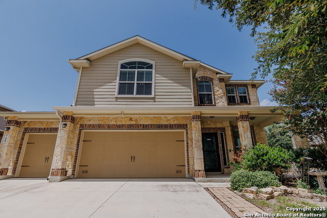 Listing photo id 1 for 708 Clearbrook Avenue