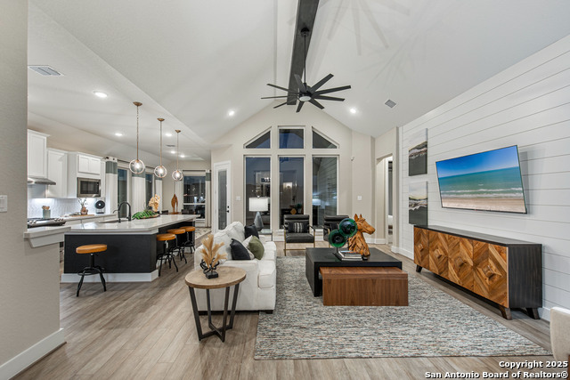 Image 10 of 29 For 137 Mason Lane