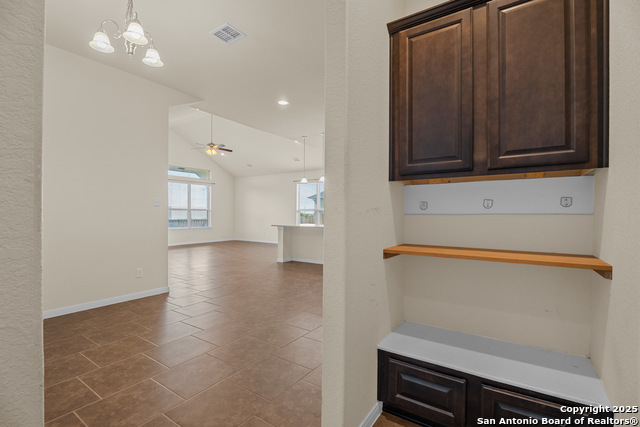 Image 28 of 36 For 3546 High Cloud