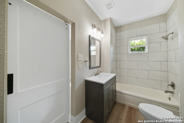 Image 22 of 35 For 710 El Monte Blvd