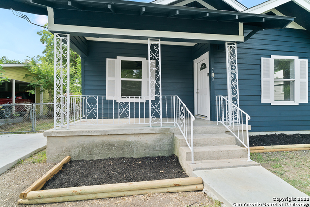 Image 6 of 35 For 710 El Monte Blvd