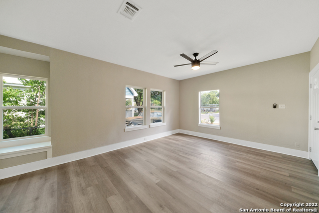 Image 8 of 35 For 710 El Monte Blvd