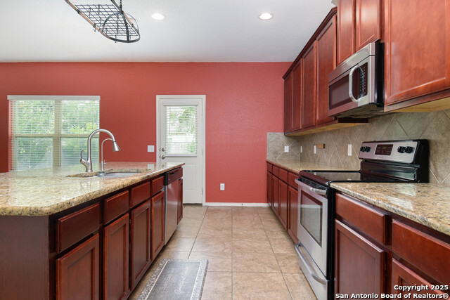 Image 11 of 30 For 8255 Puente  