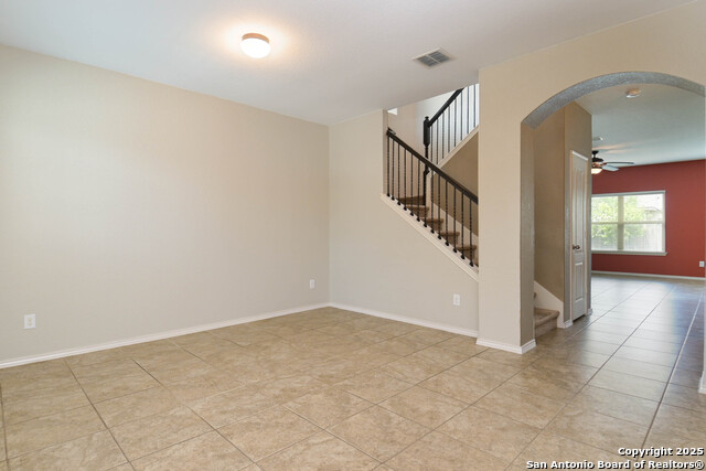 Image 4 of 30 For 8255 Puente  