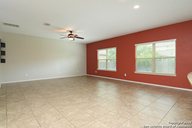 Image 7 of 30 For 8255 Puente  