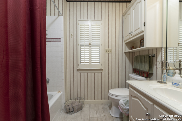 Listing photo id 19 for 522 Preston Trail