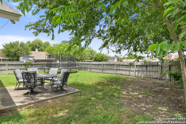 Image 23 of 23 For 809 Meadow Arbor