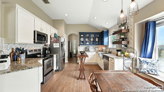 Details for 427 Roadrunner, New Braunfels, TX 78130