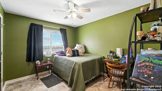Listing photo id 51 for 427 Roadrunner