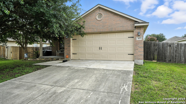 Listing photo id 6 for 427 Roadrunner