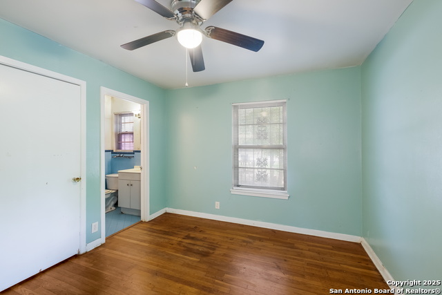 Listing photo id 23 for 226 Covina  