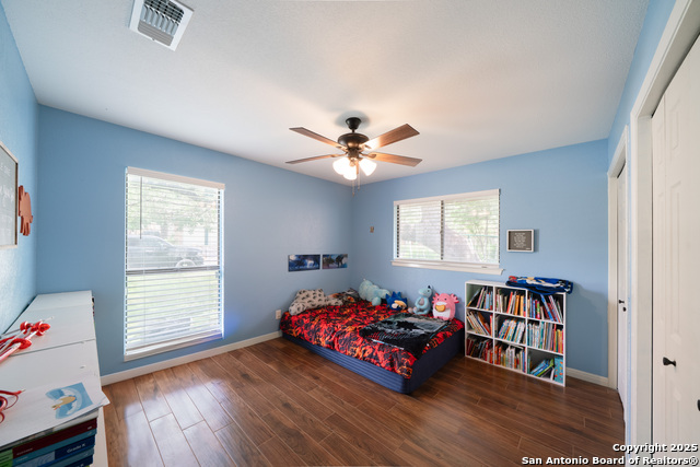 Image 21 of 26 For 7622 Susan Elaine St