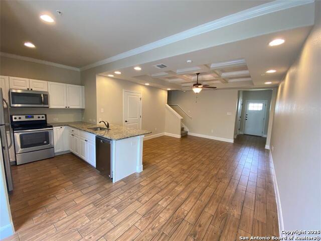 Image 3 of 8 For 6322 Melanzane Ave  2