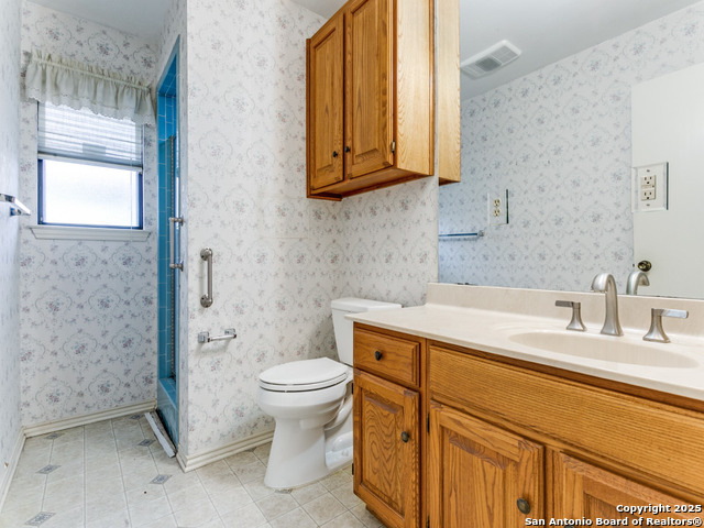 Listing photo id 15 for 4006 Mooresfield