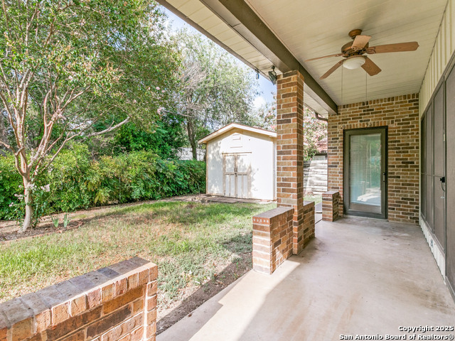 Listing photo id 21 for 4006 Mooresfield