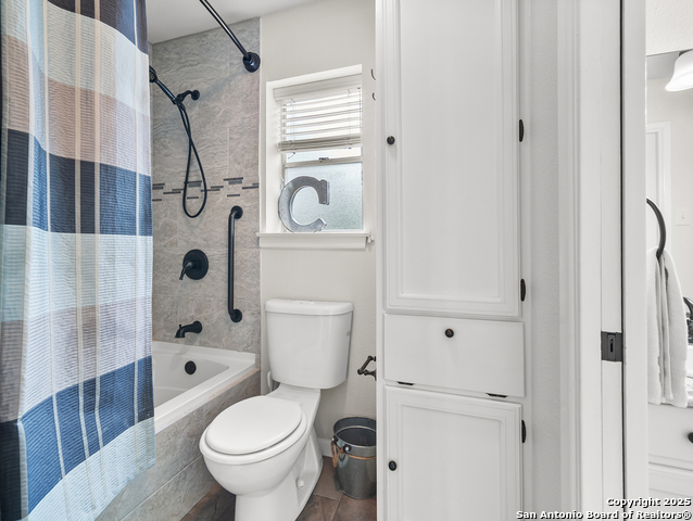 Listing photo id 25 for 3510 Rock Creek