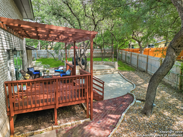 Listing photo id 28 for 3510 Rock Creek