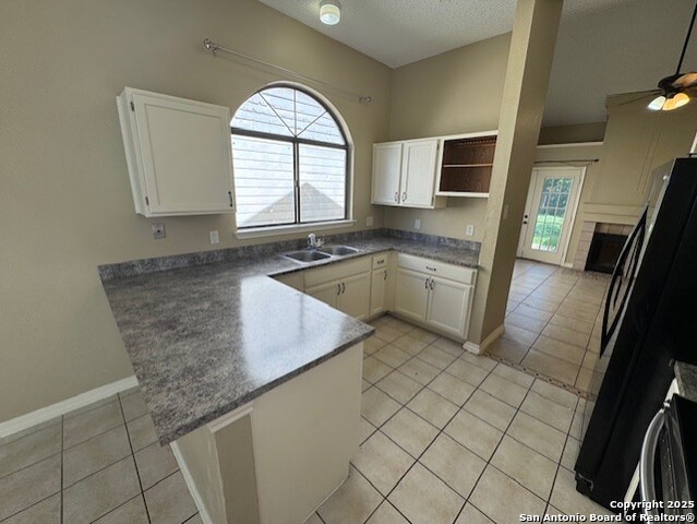 Listing photo id 8 for 9427 Valley Moss