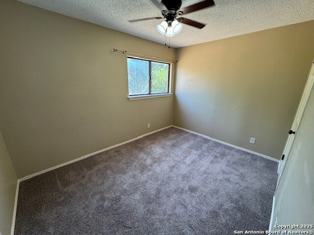 Listing photo id 22 for 9427 Valley Moss
