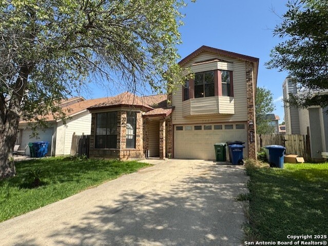 Listing photo id 1 for 9427 Valley Moss